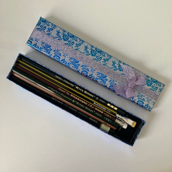 Writer’s Luxury Pencils 6-Pack (HB - Firm) - Picture 4 of 5